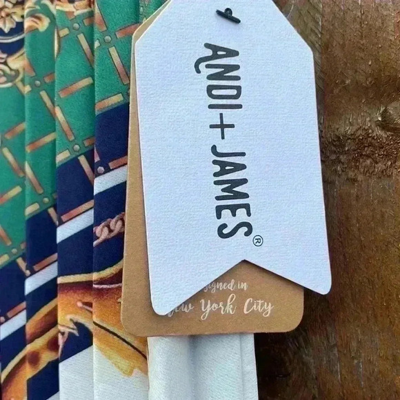 NWT Andi + James Pleated Skirt SZ M - Picture 3 of 3